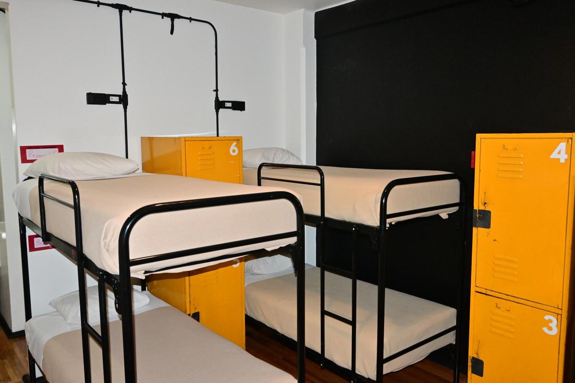 Hostel Mundo Joven Catedral *