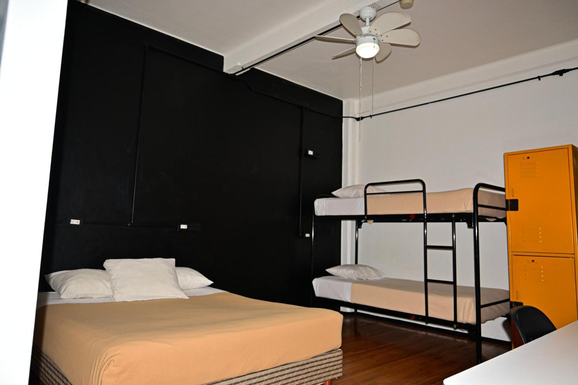 Hostel Mundo Joven Catedral Mexico City