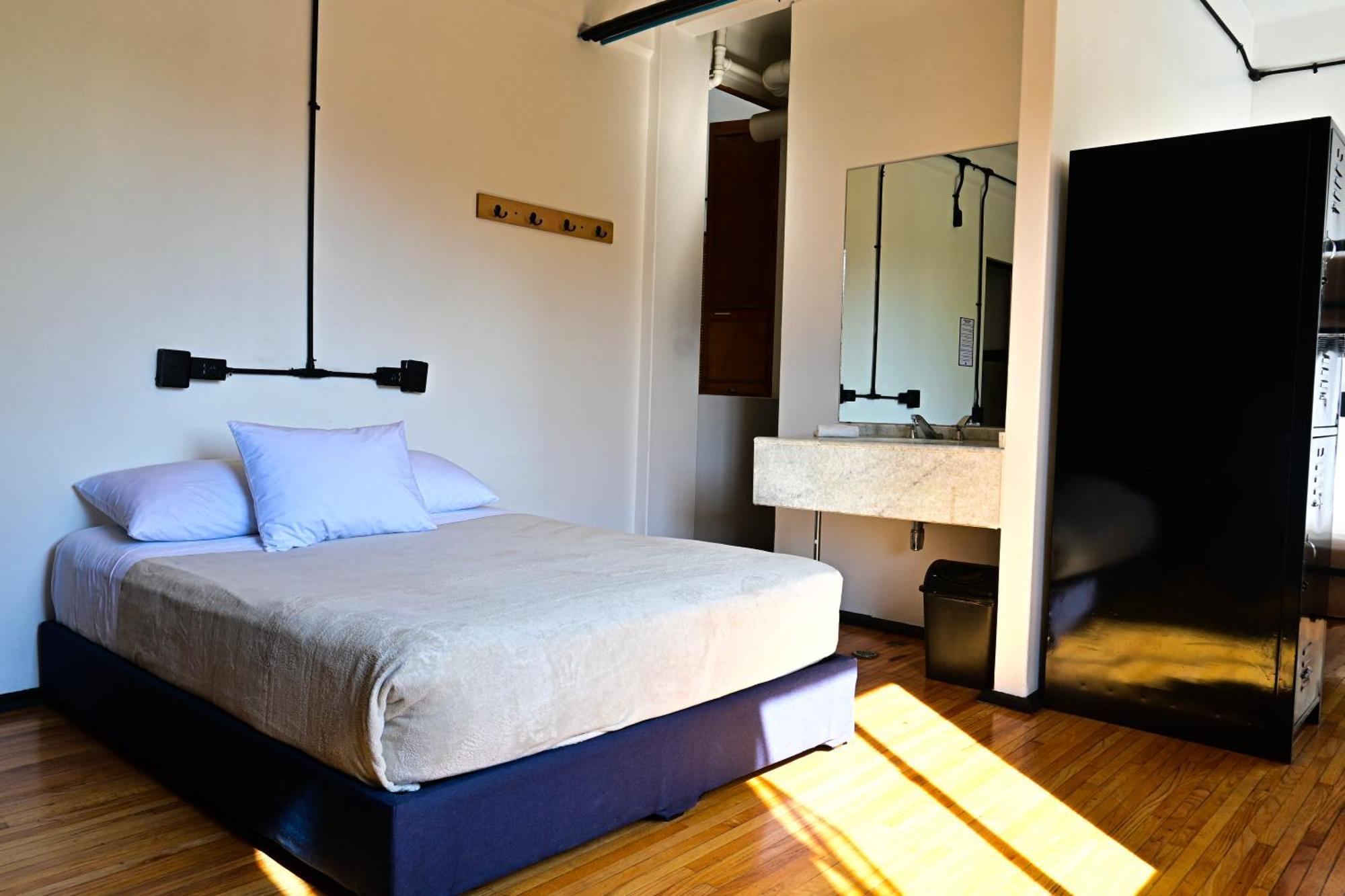 Hostel Mundo Joven Catedral Mexico City